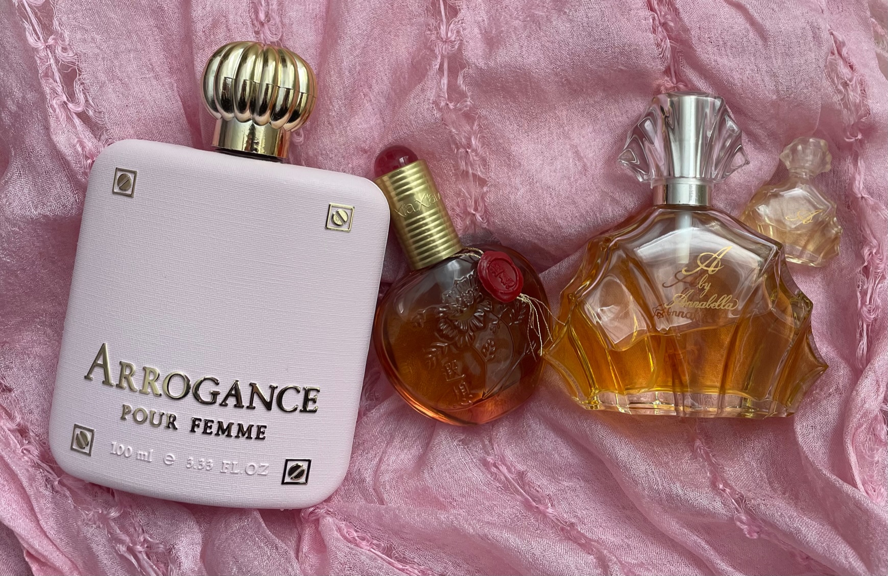 Fragrant Loves of the Past I Sniff Before I Sleep