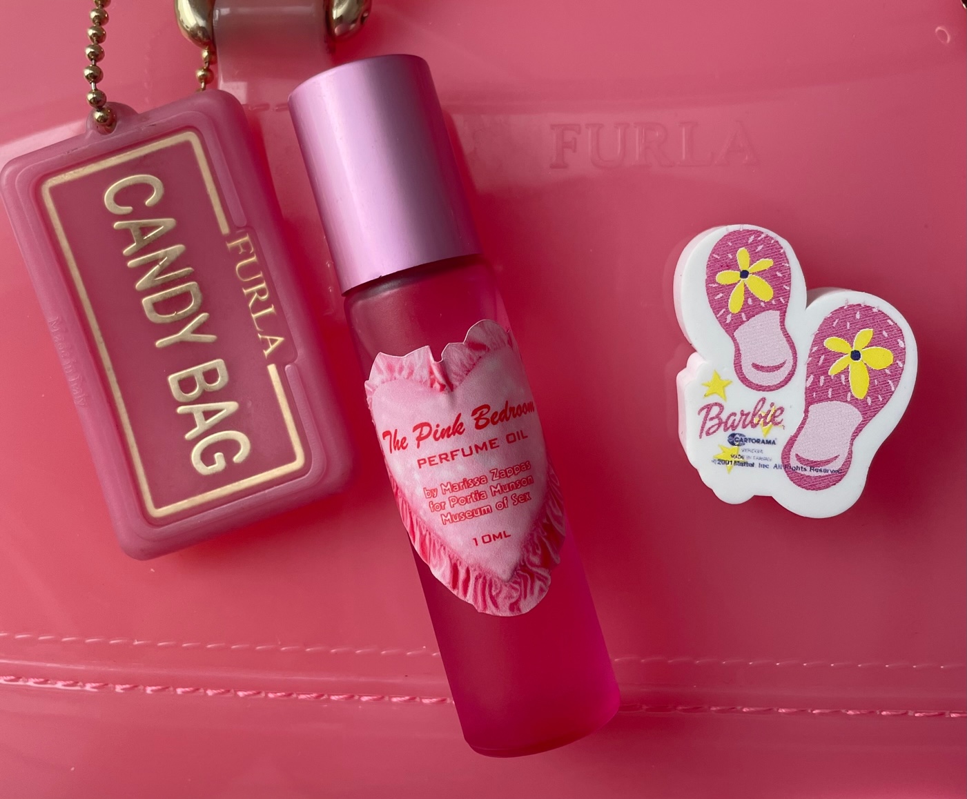 Playful Sensuality: The Pink Bedroom - I Sniff Before I Sleep